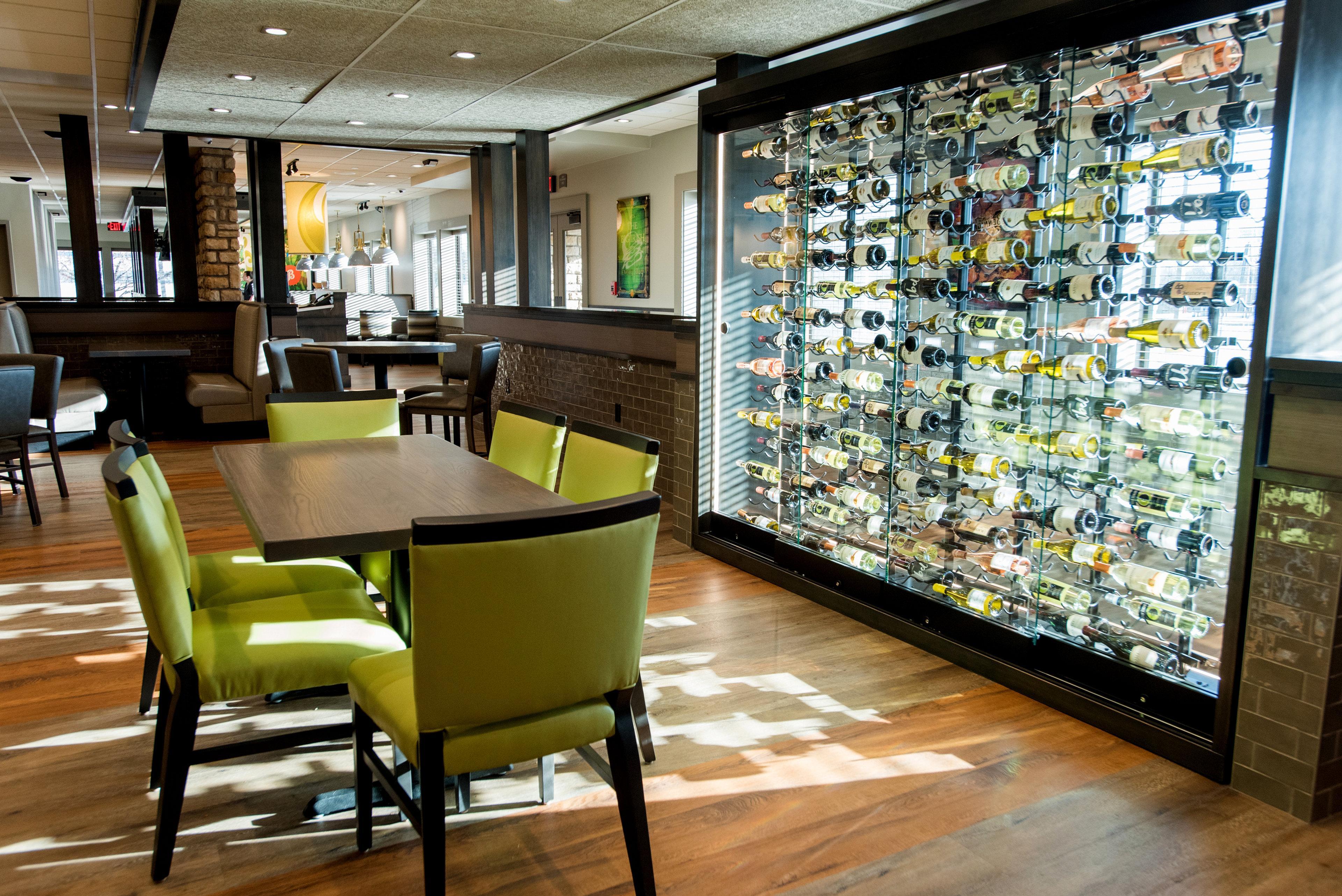 Holiday Inn Hotel & Suites Des Moines-Northwest By Ihg Urbandale Exterior photo